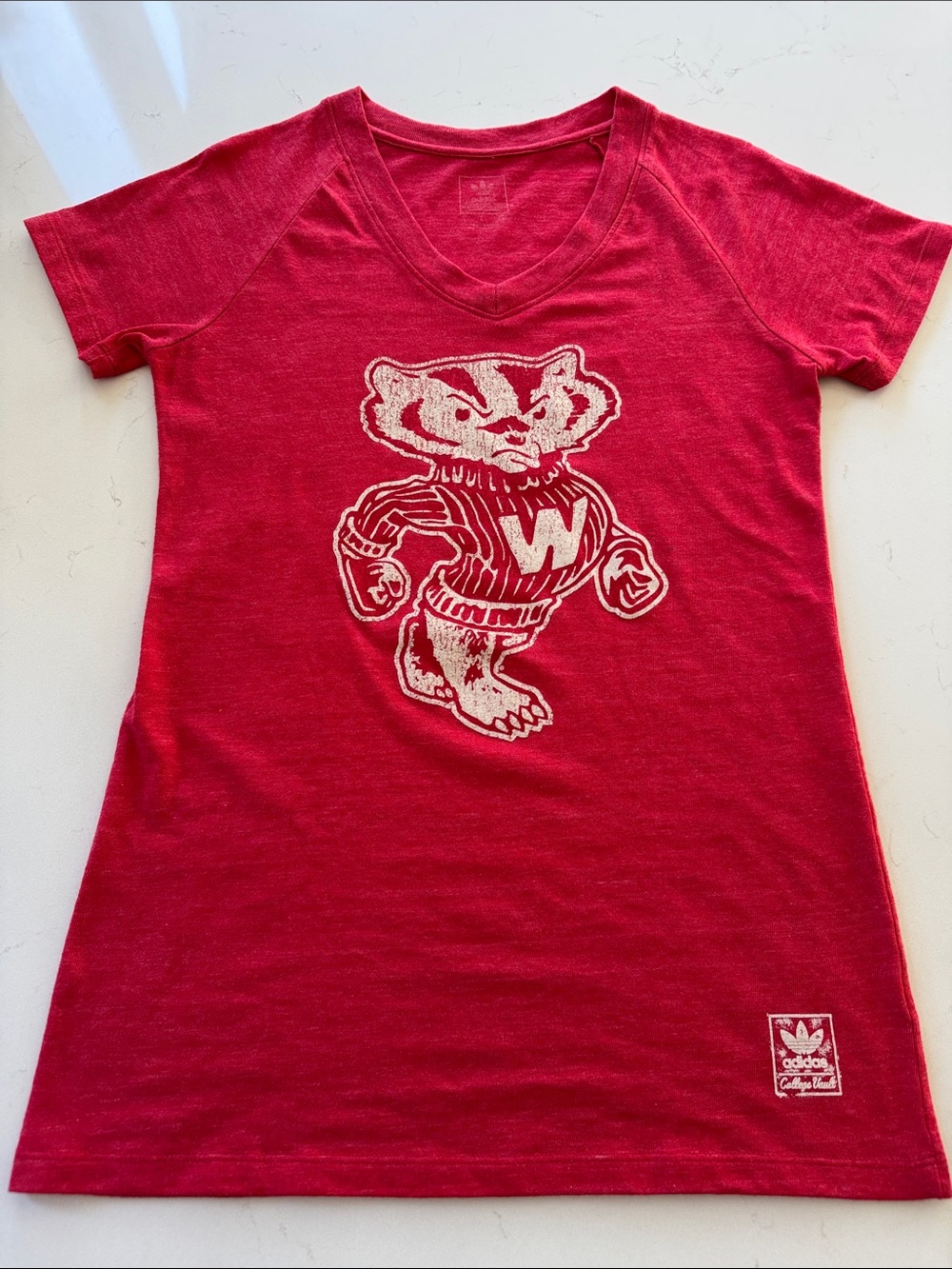 adidas Red V-Neck Wisconsin Woman's Badger Graphic Tee 
Size: L